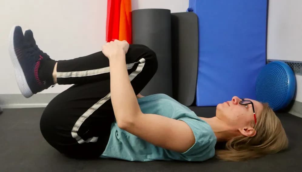 Jakich ćwiczeń nie wykonywać przy chorym kręgosłupie, aby uniknąć bólu?